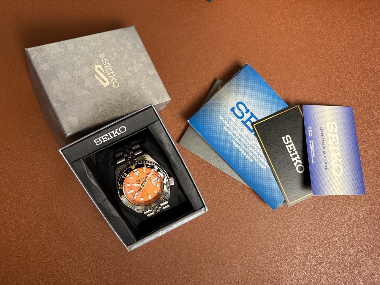 Seiko Sports 5 GMT photo 4